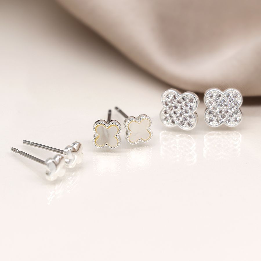 POM 04167 Silver plated triple quatrefoil stud set with crystal and shell