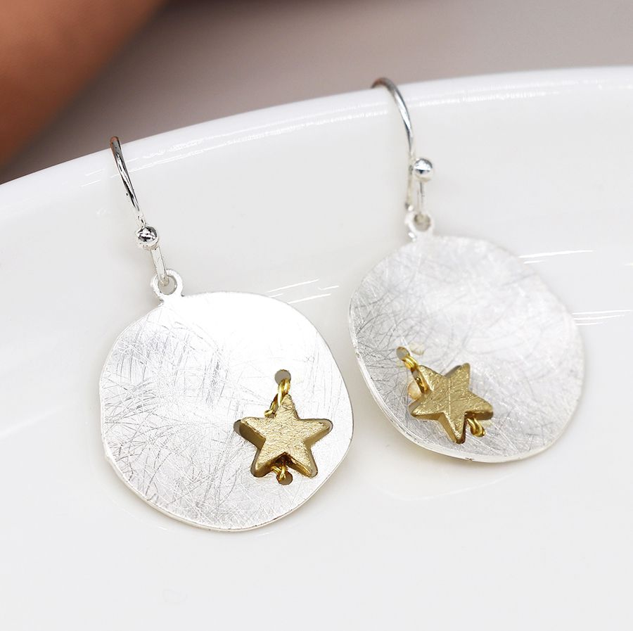 POM 04222 Silver plated scratched finish concave disc earrings with golden star