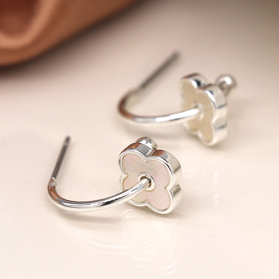 Silver plated c-hoop quatrefoil earrings  04410