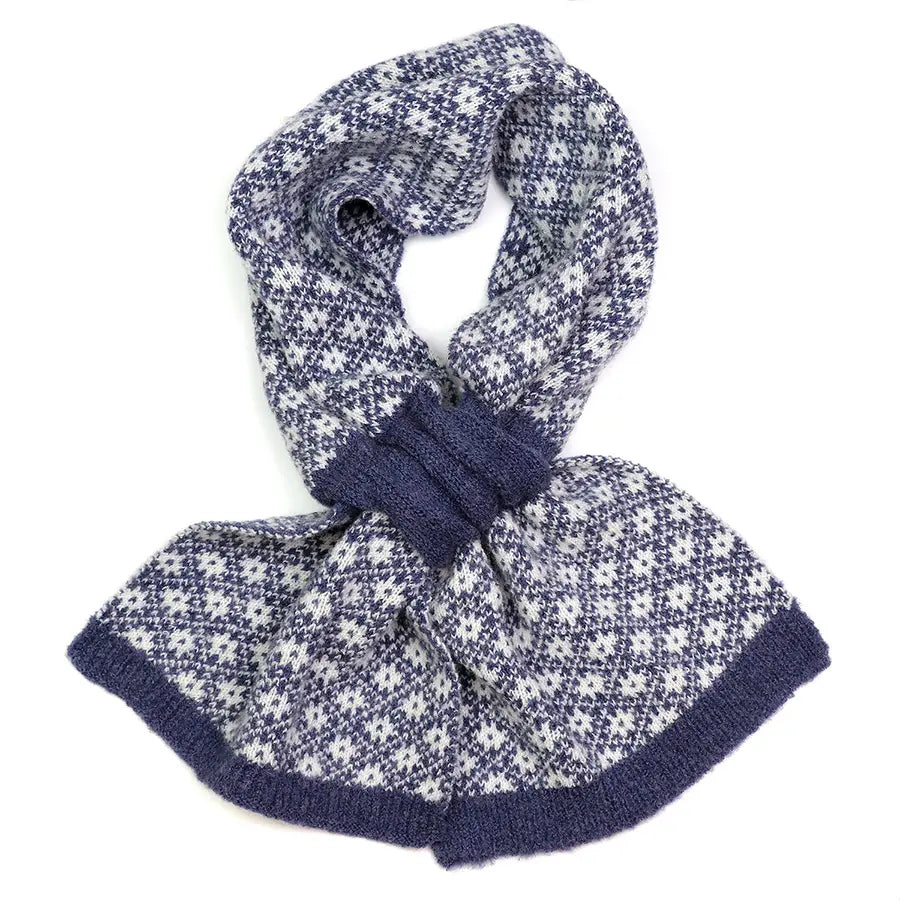 POM Navy and white scandi flower pull through scarf 52764