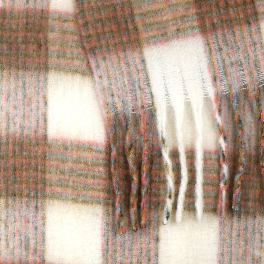 POM Beige mix fluffy check scarf 53091