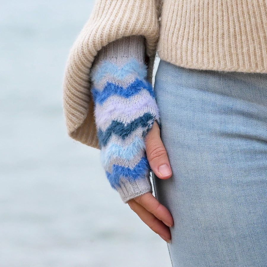 POM Super Soft Wrist Warmers Blue Chevron 90279