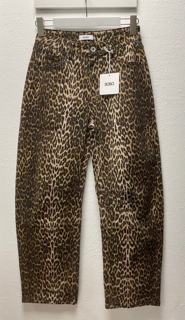 Leopard Print Barrel Jeans