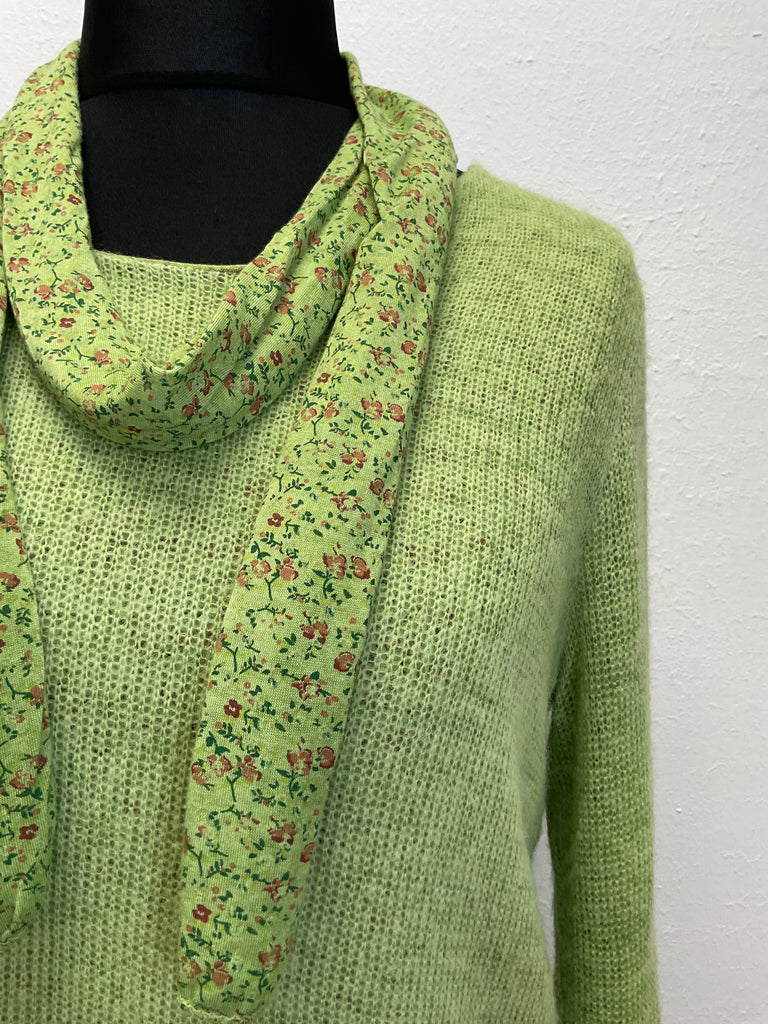 Made In Italy Floral 2 Piece Top with Scarf One Size 8 - 16