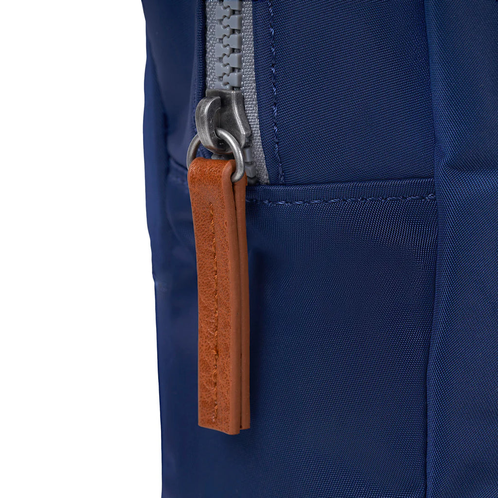 Roka Willesden B Crossbody Bag Crisp Blue
