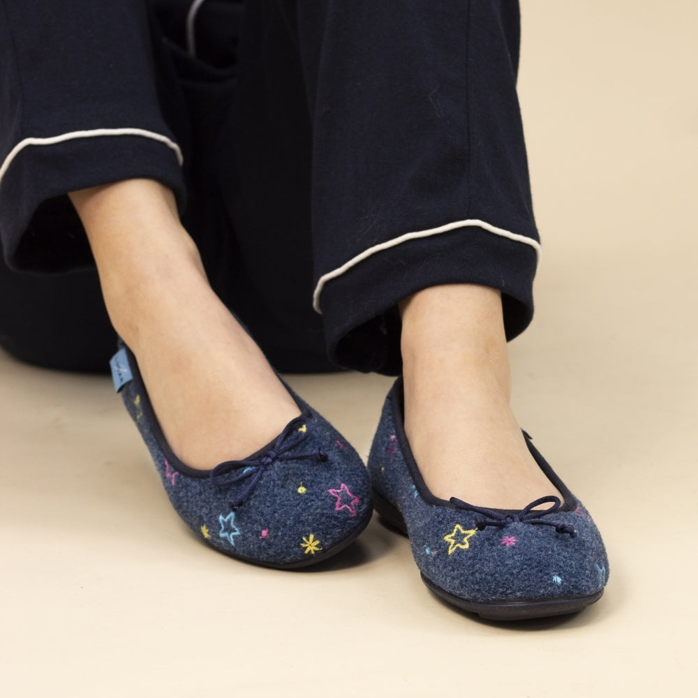 Lunar Berry Pump Slipper KLA225 Navy Blue