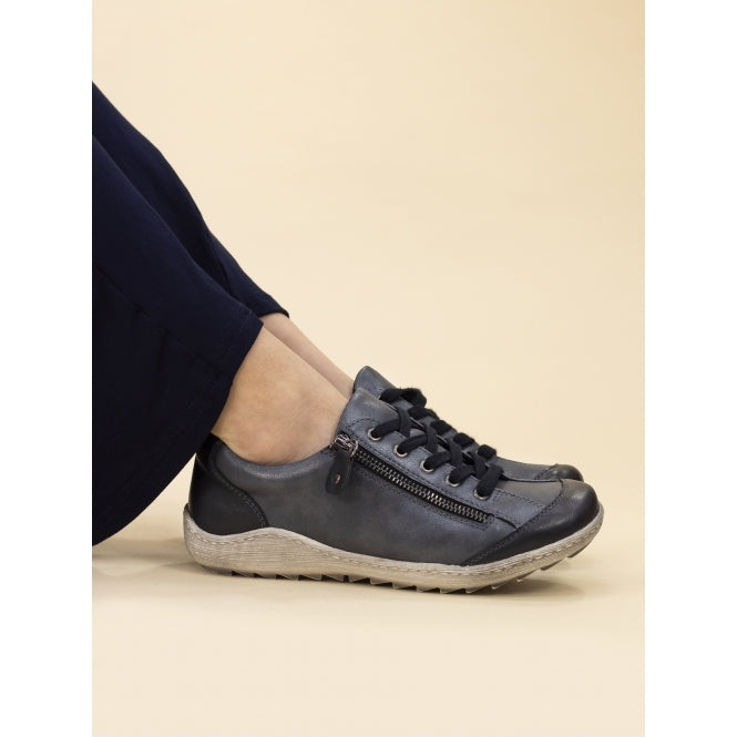 Lunar Bianca Ladies Trainer Navy DLB021