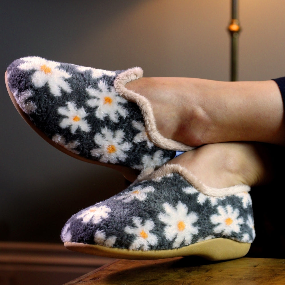 Lunar Daisy Grey Flower Slipper KLA021 Grey