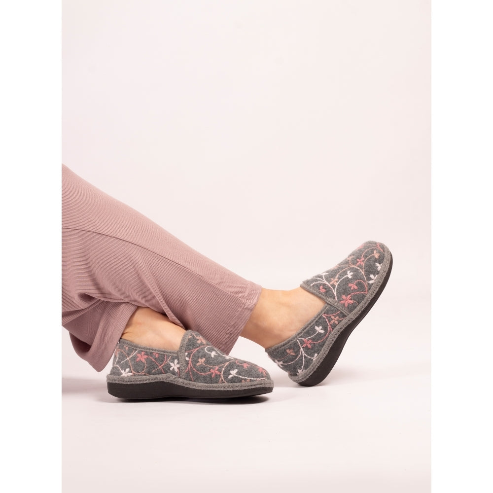 Lunar Gibson Grey Slipper KLS139