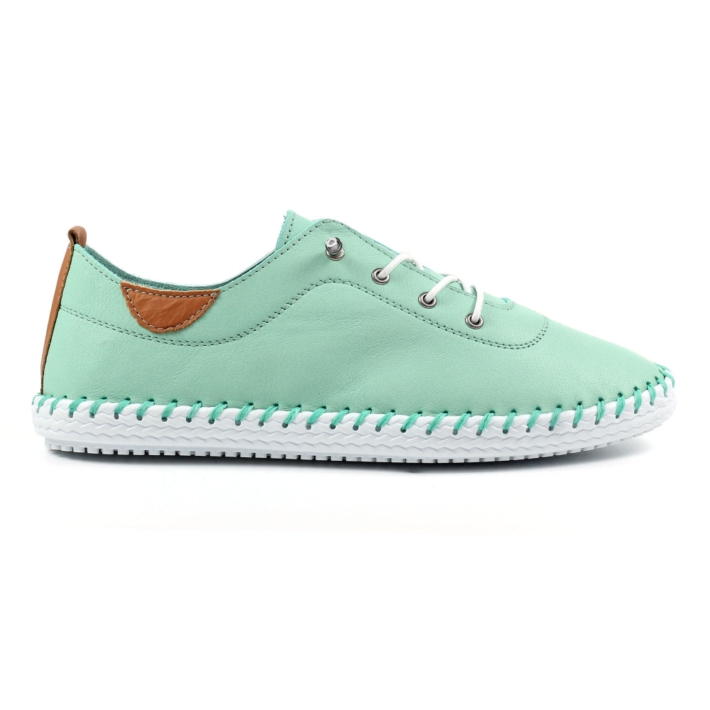 Lunar St Ives Ladies Leather Plimsoll FLE030 Mint